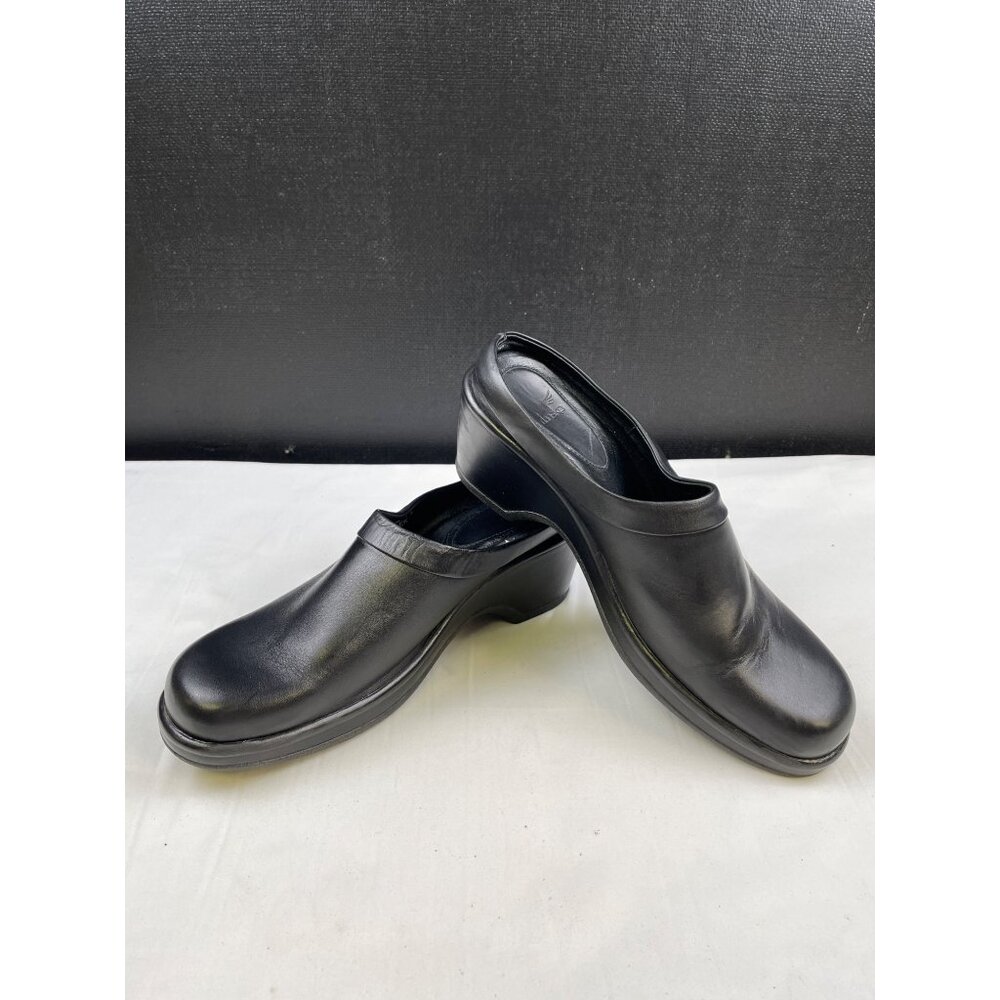 Dansko Women's Black Leather Clogs/ Shoes/ Slip On Size 41-9.5 SKU 4581